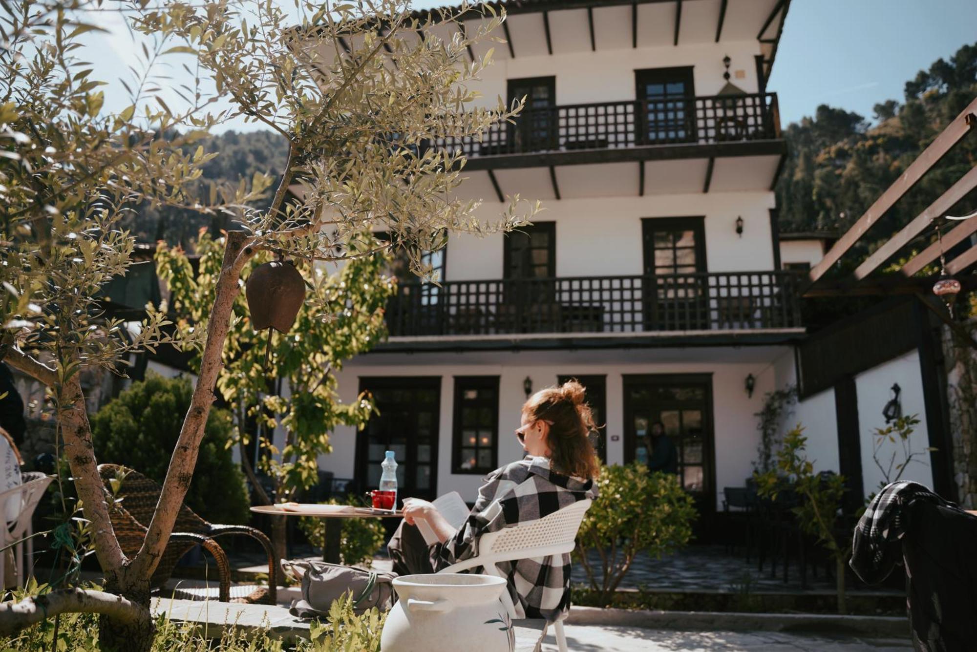 Maya Hostel Berat Exteriér fotografie